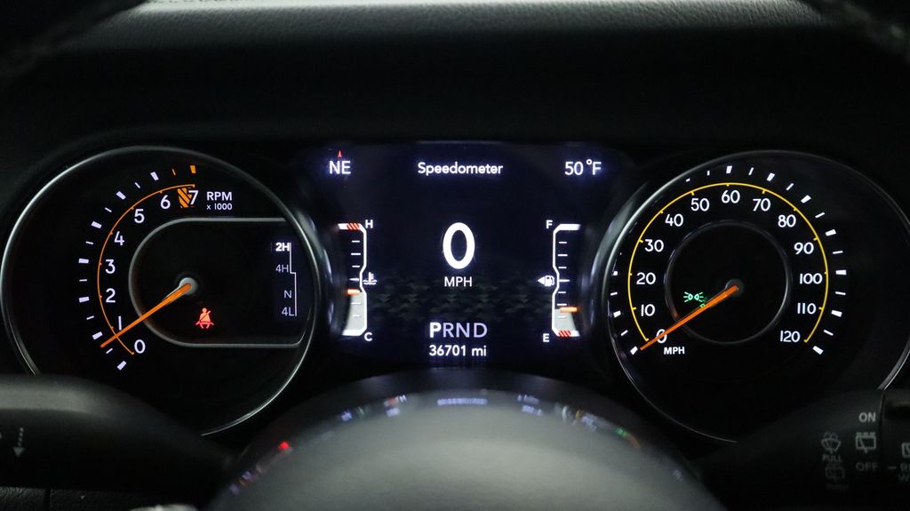 Thumbnail: 2021 Jeep Wrangler - 39