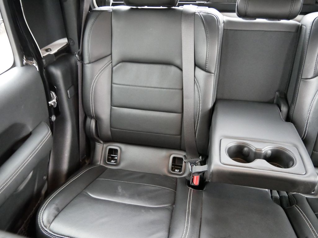 Thumbnail: 2021 Jeep Gladiator - 43