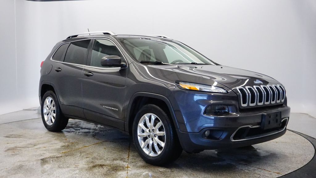 Thumbnail: 2015 Jeep Cherokee - 9