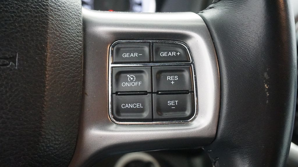 Thumbnail: 2022 RAM 1500 Classic - 38