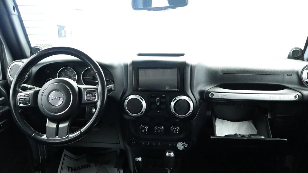 Thumbnail: 2014 Jeep Wrangler - 20