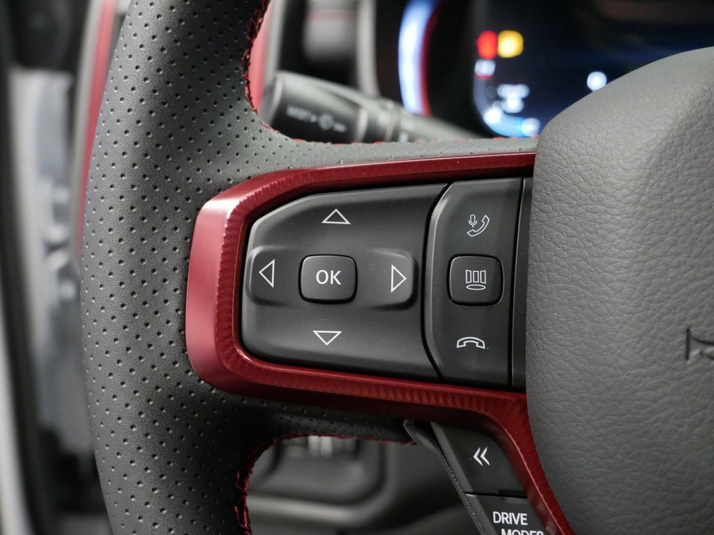 Thumbnail: 2026 RAM 1500 - 38