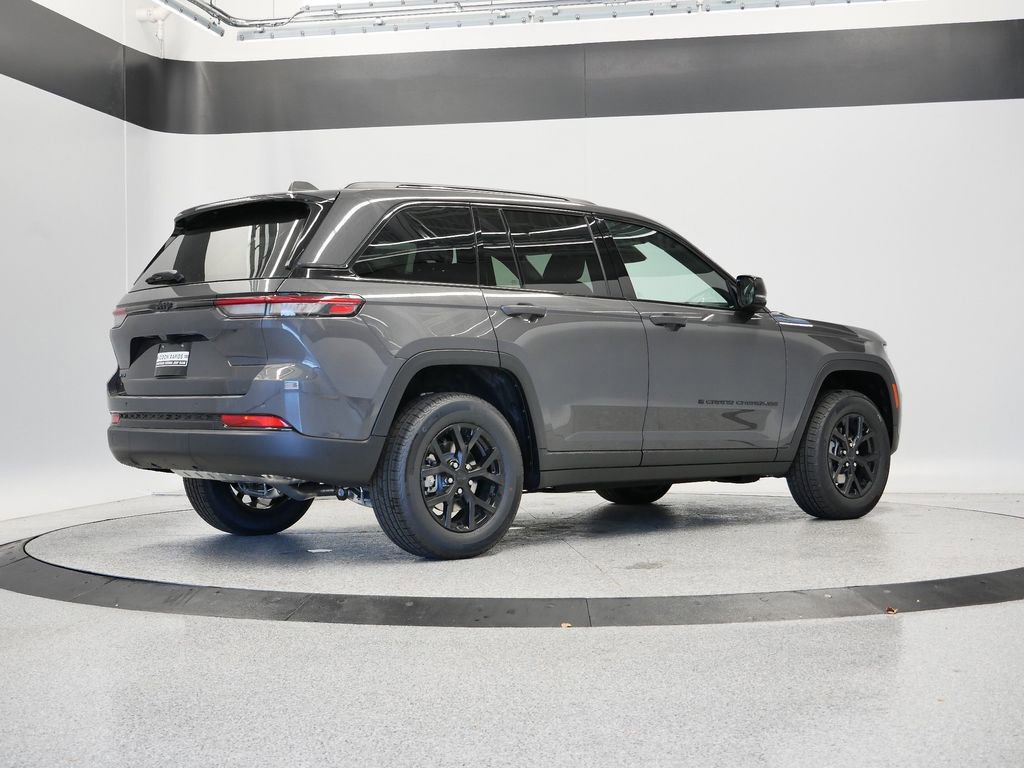 Thumbnail: 2025 Jeep Grand Cherokee - 45