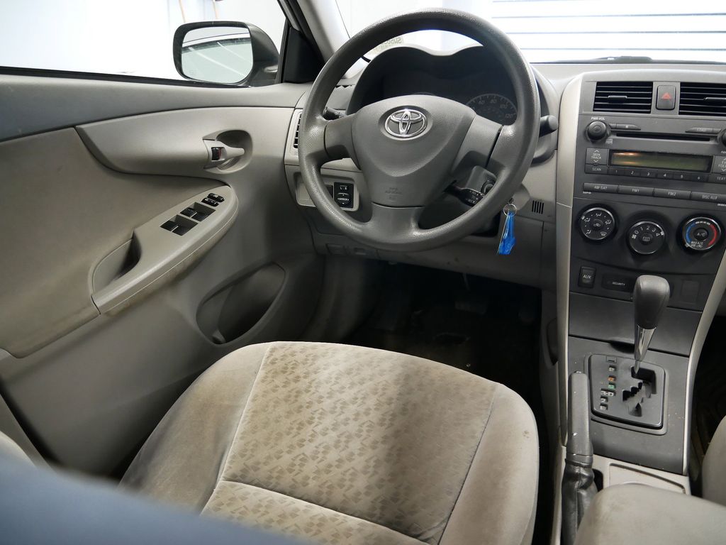 Thumbnail: 2009 Toyota Corolla - 19