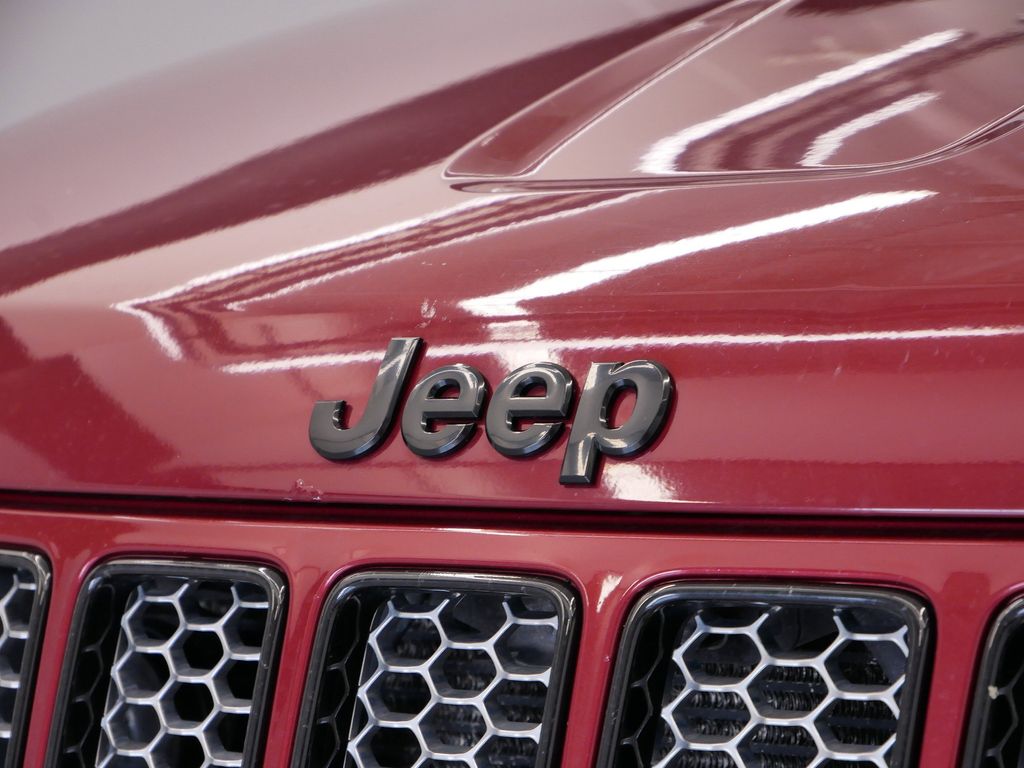 Thumbnail: 2014 Jeep Grand Cherokee - 15