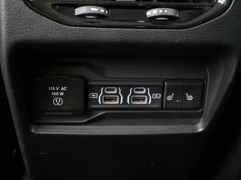 2023 Jeep Grand Cherokee Limited Edition 24