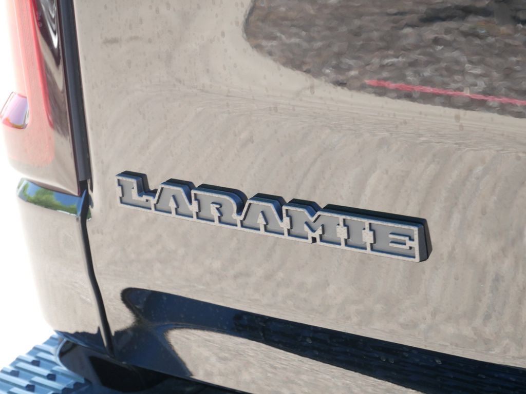 2025 RAM 1500 Laramie 14