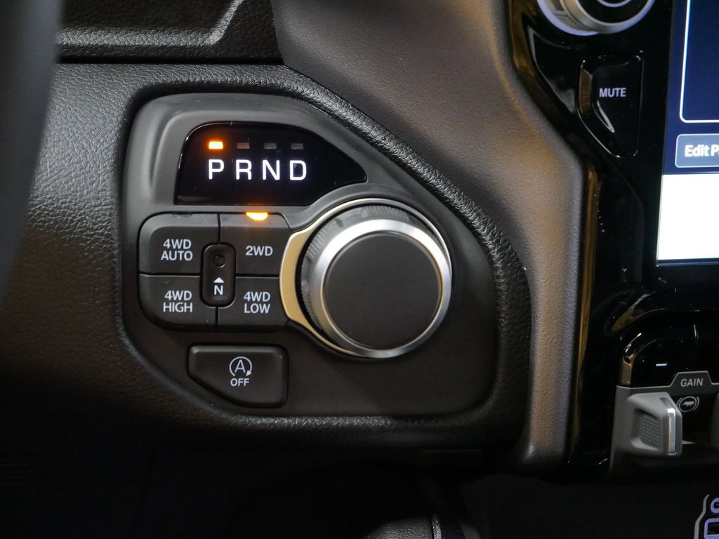 Thumbnail: 2026 RAM 1500 - 35