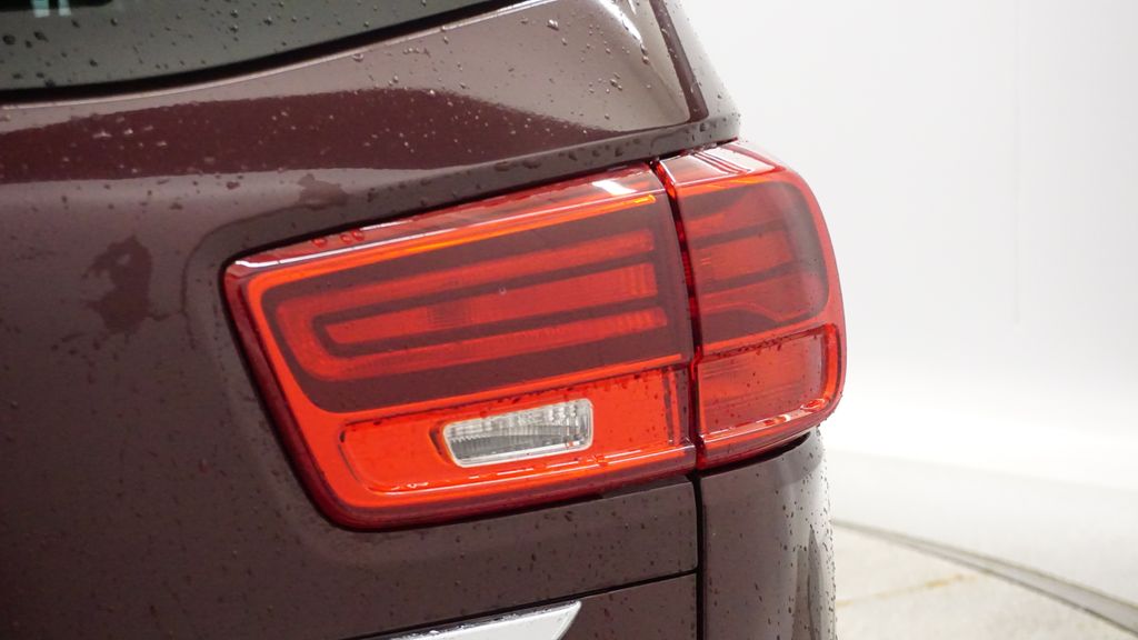 Thumbnail: 2020 Kia Sedona - 14