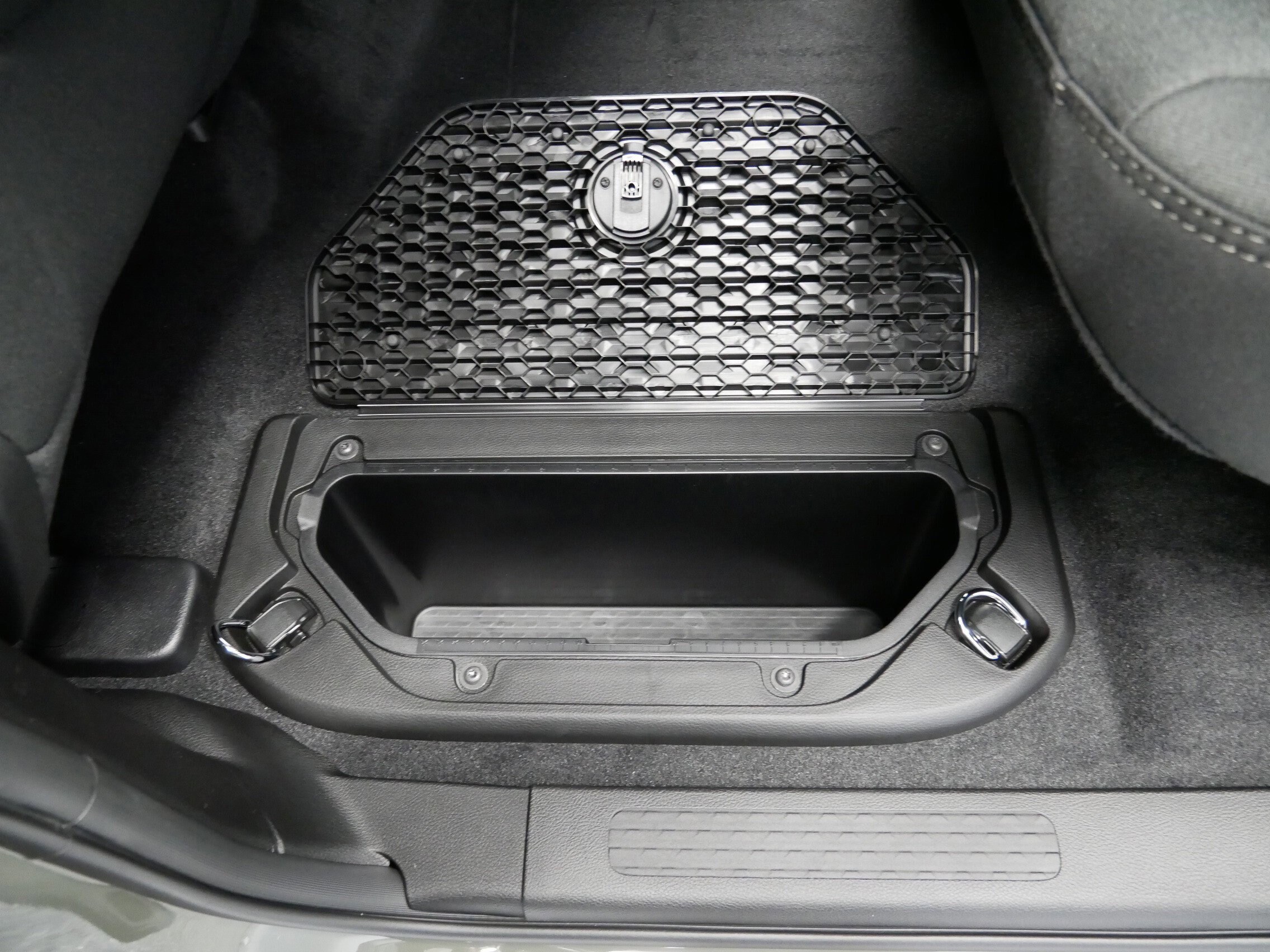 Thumbnail: 2026 RAM 1500 - 24