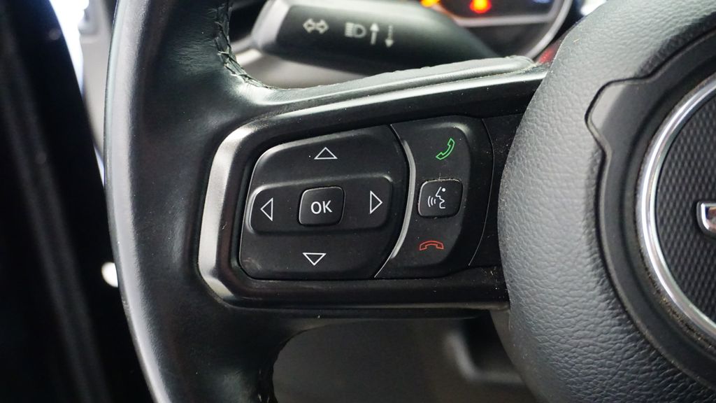 Thumbnail: 2019 Jeep Wrangler - 37