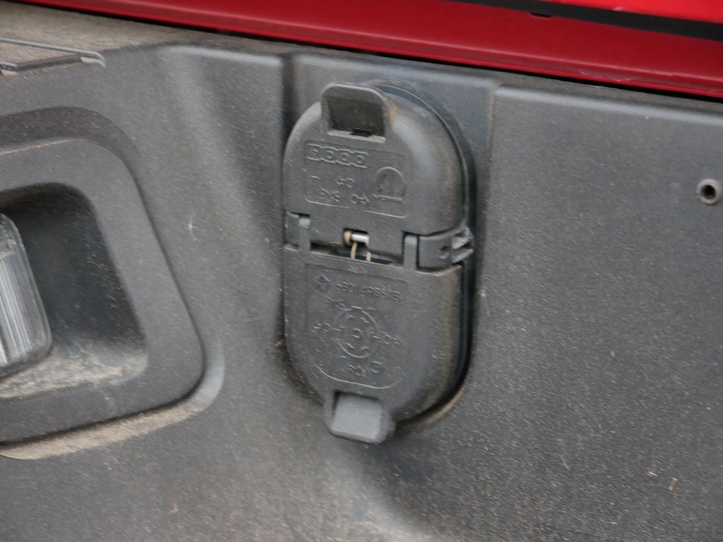 Thumbnail: 2022 RAM 1500 Classic - 18