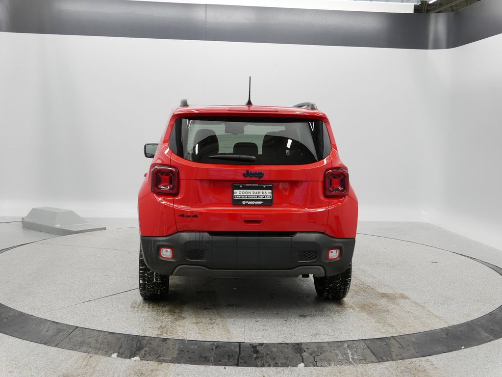 Thumbnail: 2023 Jeep Renegade - 41