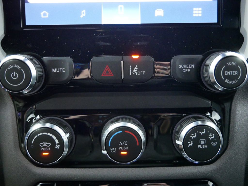 Thumbnail: 2025 RAM 1500 - 45