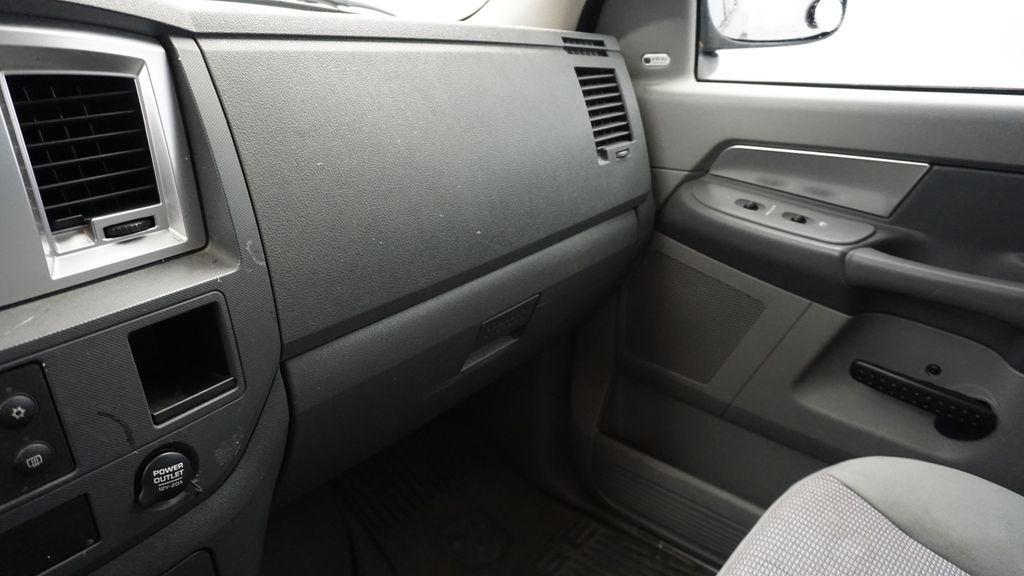 Thumbnail: 2008 Dodge Ram 1500 - 40