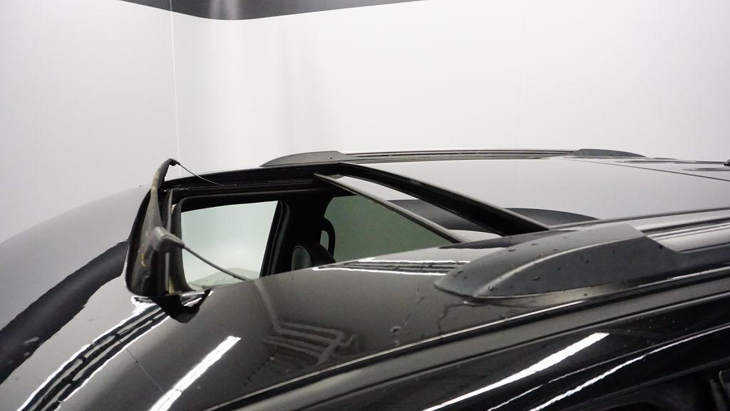 Thumbnail: 2017 Jeep Grand Cherokee - 42