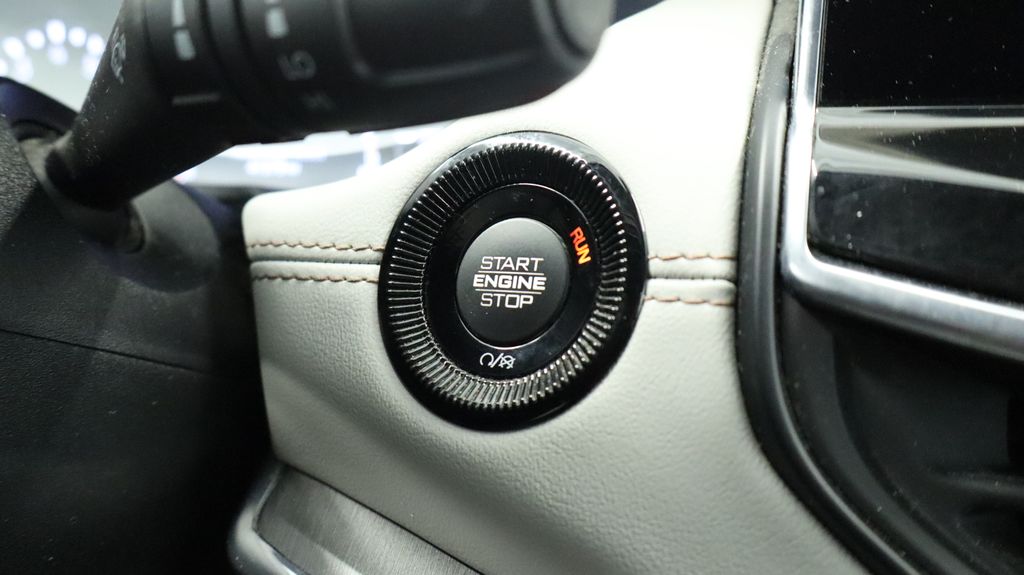 Thumbnail: 2022 Jeep Compass - 33