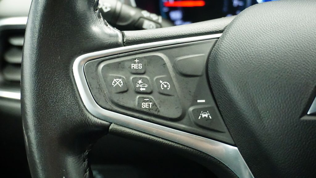 Thumbnail: 2022 Chevrolet Equinox - 39