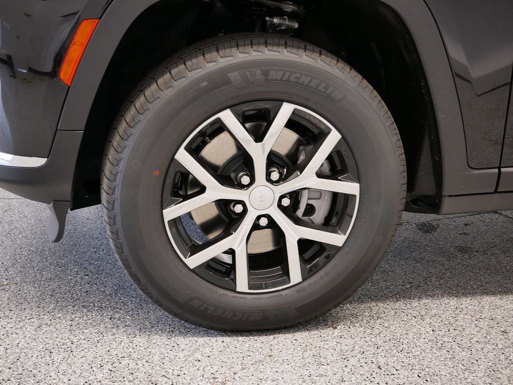 Thumbnail: 2025 Jeep Grand Cherokee L - 14