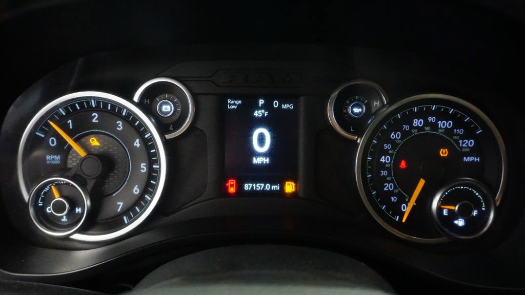 Thumbnail: 2019 RAM 1500 - 32
