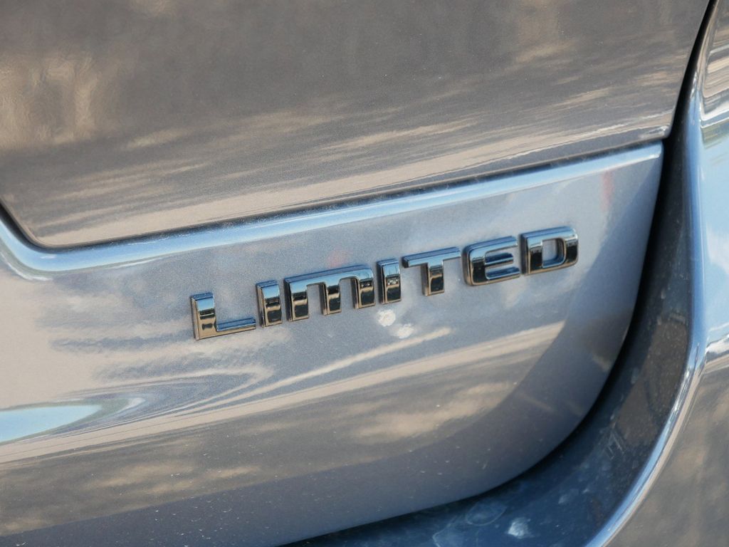 Thumbnail: 2025 Jeep Grand Cherokee L - 14