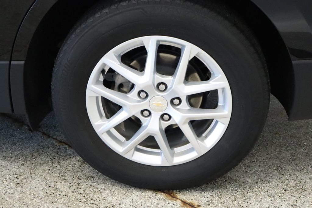 Thumbnail: 2023 Chevrolet Equinox - 12