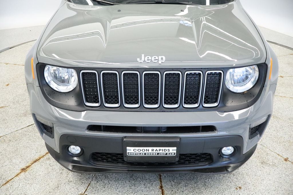 Thumbnail: 2022 Jeep Renegade - 12