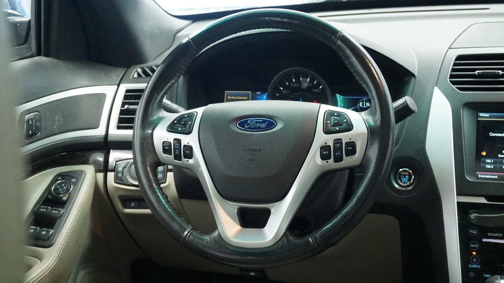 Thumbnail: 2011 Ford Explorer - 23