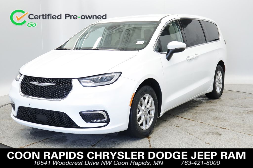 Thumbnail: 2023 Chrysler Pacifica - 1