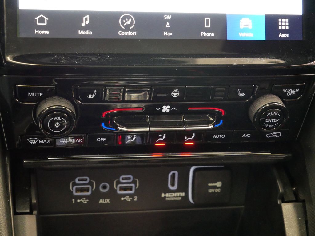 Thumbnail: 2024 Jeep Grand Cherokee - 42