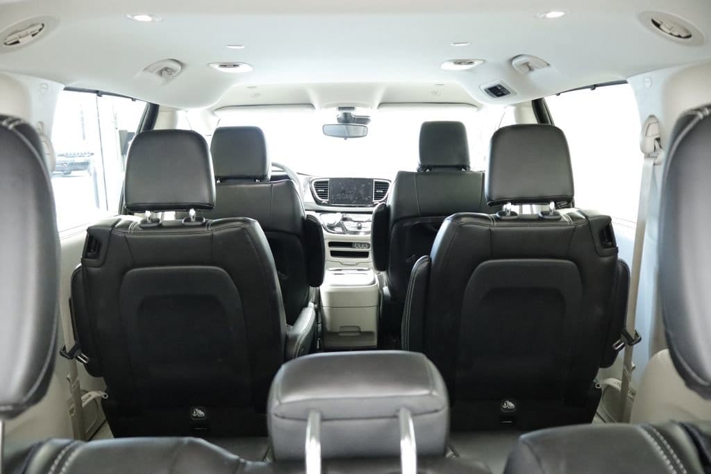 Thumbnail: 2023 Chrysler Pacifica - 19