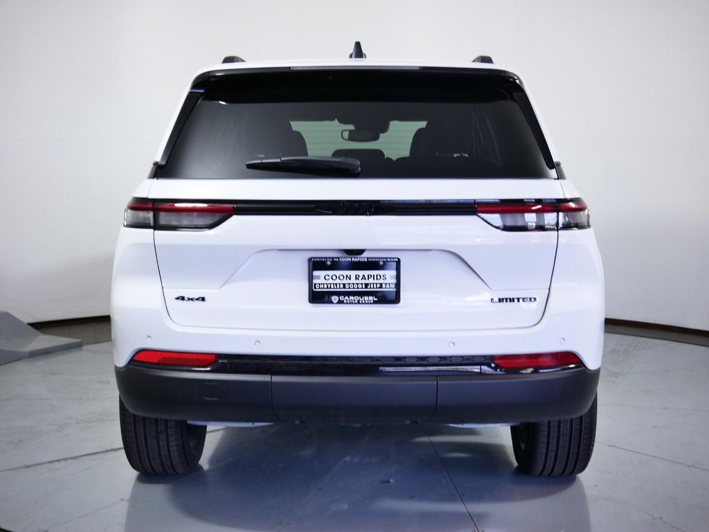 Thumbnail: 2025 Jeep Grand Cherokee - 10