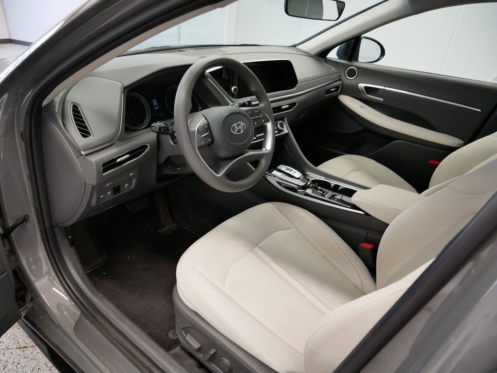 Thumbnail: 2023 Hyundai Sonata - 23