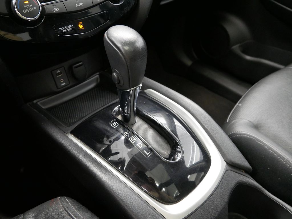 Thumbnail: 2014 Nissan Rogue - 36
