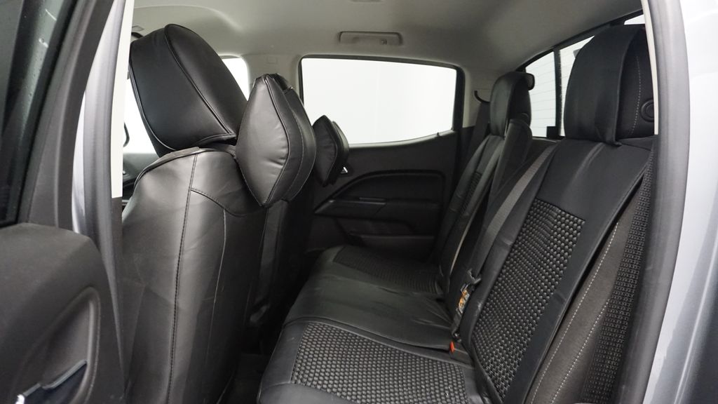 Thumbnail: 2020 GMC Canyon - 32