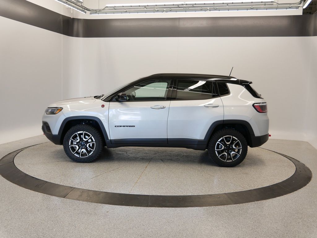 Thumbnail: 2024 Jeep Compass - 43