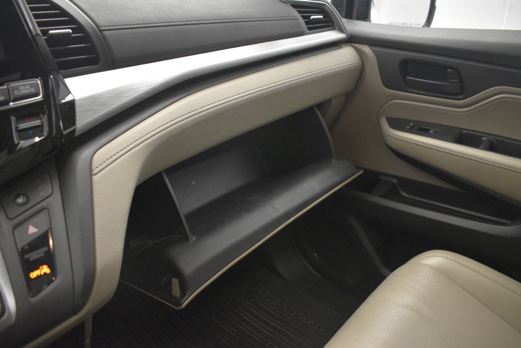 Thumbnail: 2019 Honda Odyssey - 37
