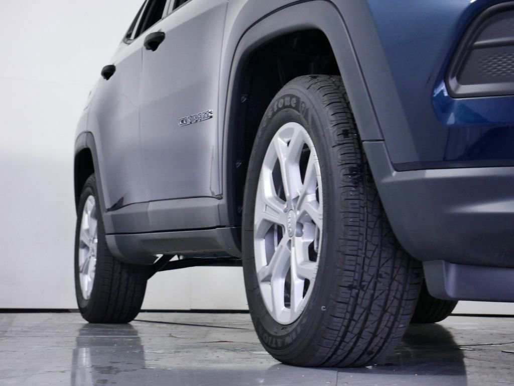 Thumbnail: 2024 Jeep Compass - 8