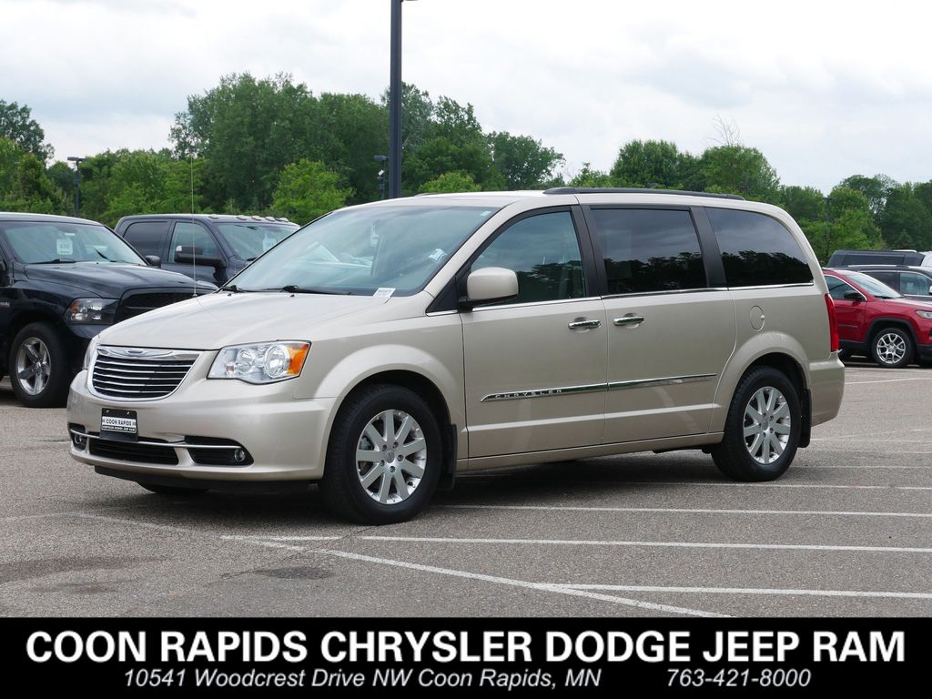 2015 Chrysler Town & Country Touring -
                  Coon Rapids, MN