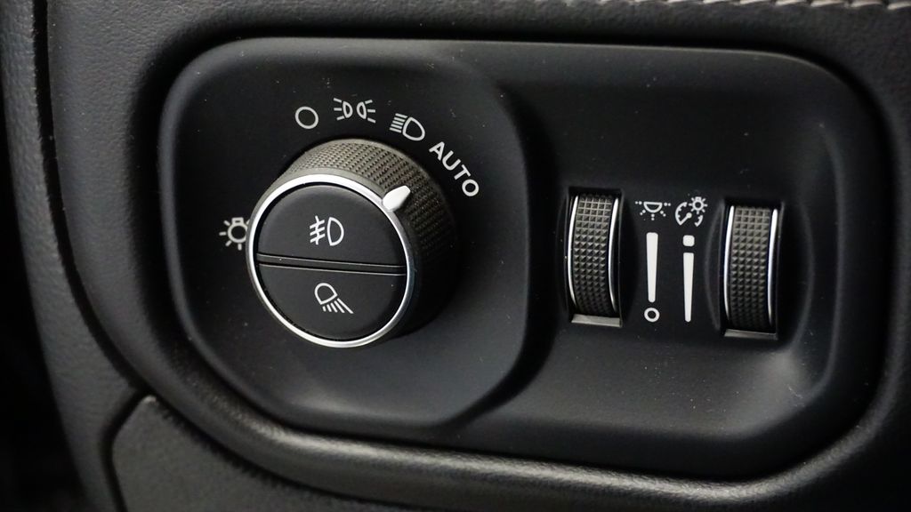 Thumbnail: 2022 RAM 1500 - 29