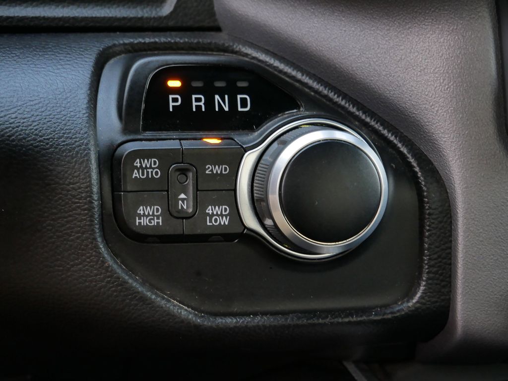 Thumbnail: 2023 RAM 1500 - 32