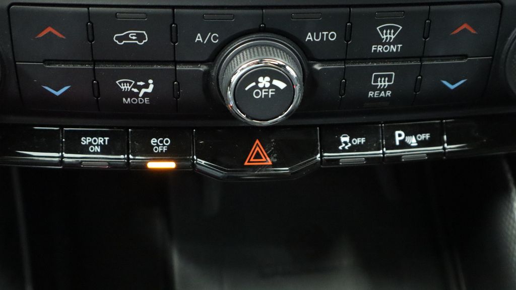 Thumbnail: 2022 Dodge Durango - 43