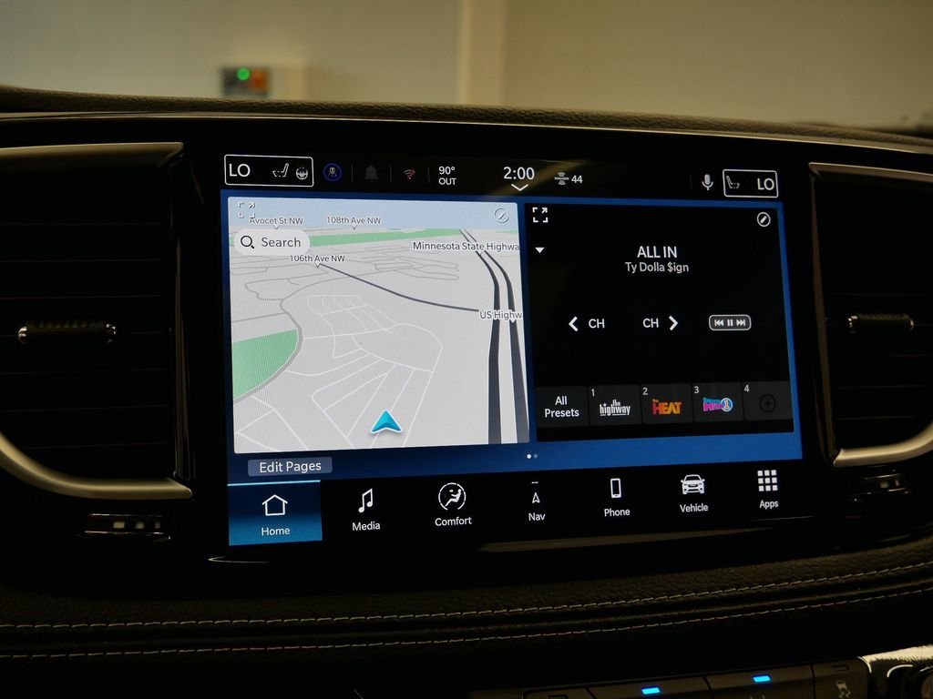 Thumbnail: 2026 Chrysler Pacifica - 33