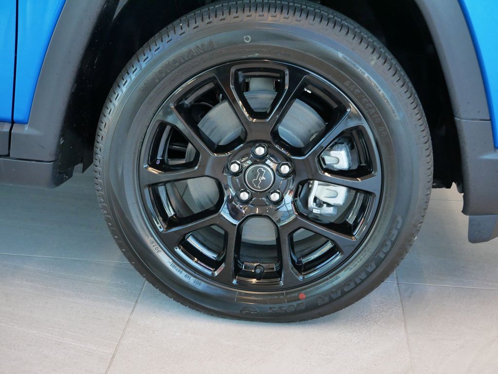 Thumbnail: 2026 Jeep Compass - 42