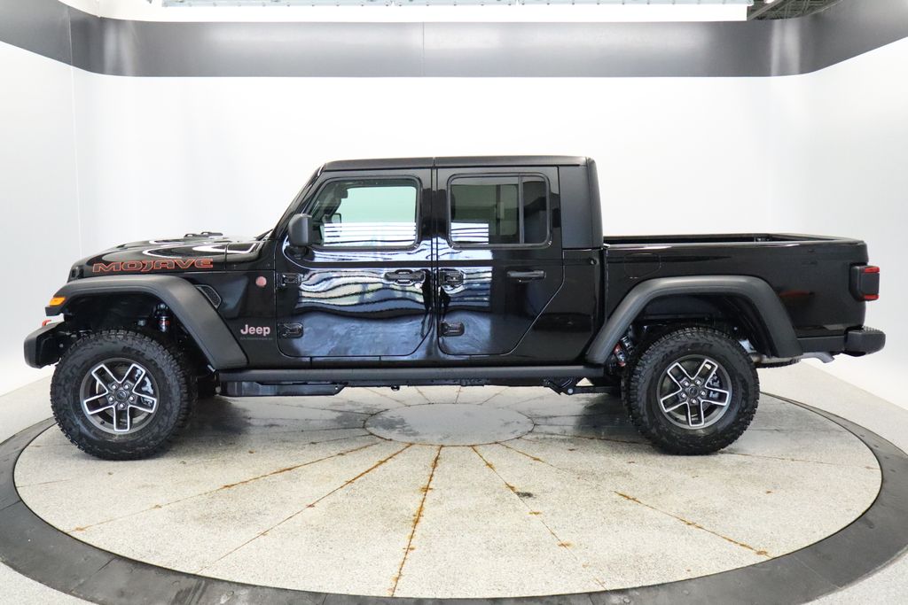 Thumbnail: 2026 Jeep Gladiator - 2