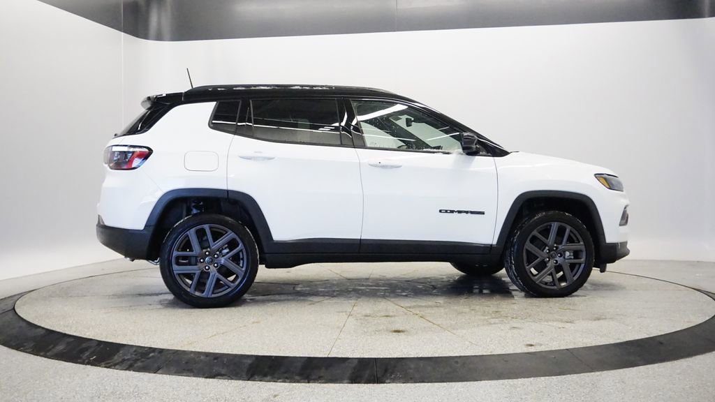 Thumbnail: 2026 Jeep Compass - 11