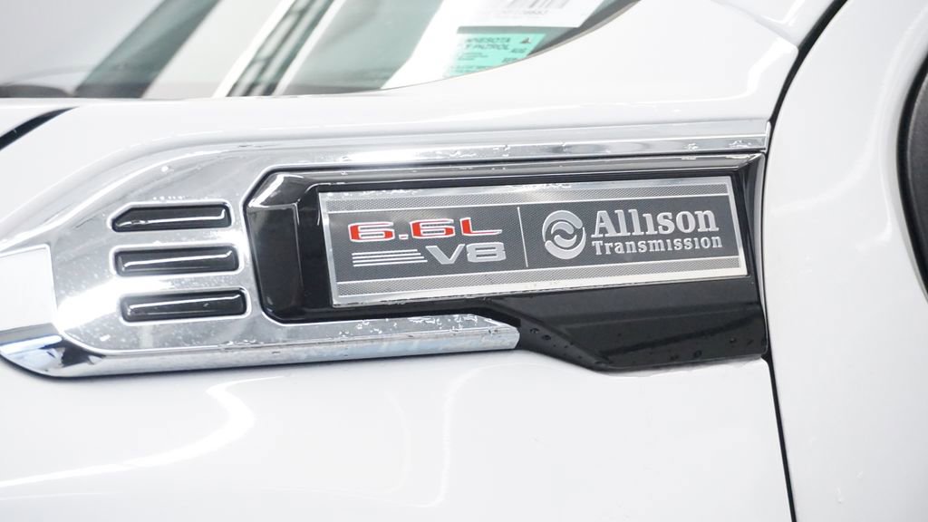 Thumbnail: 2024 GMC Sierra 3500 - 17