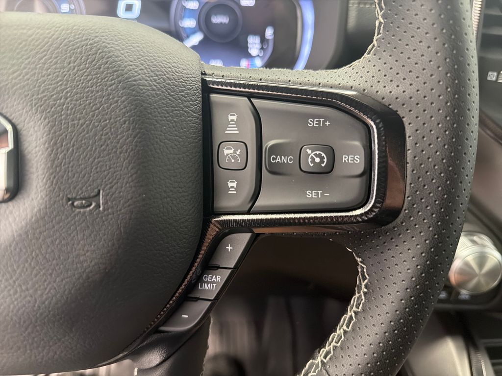 Thumbnail: 2026 RAM 1500 - 31