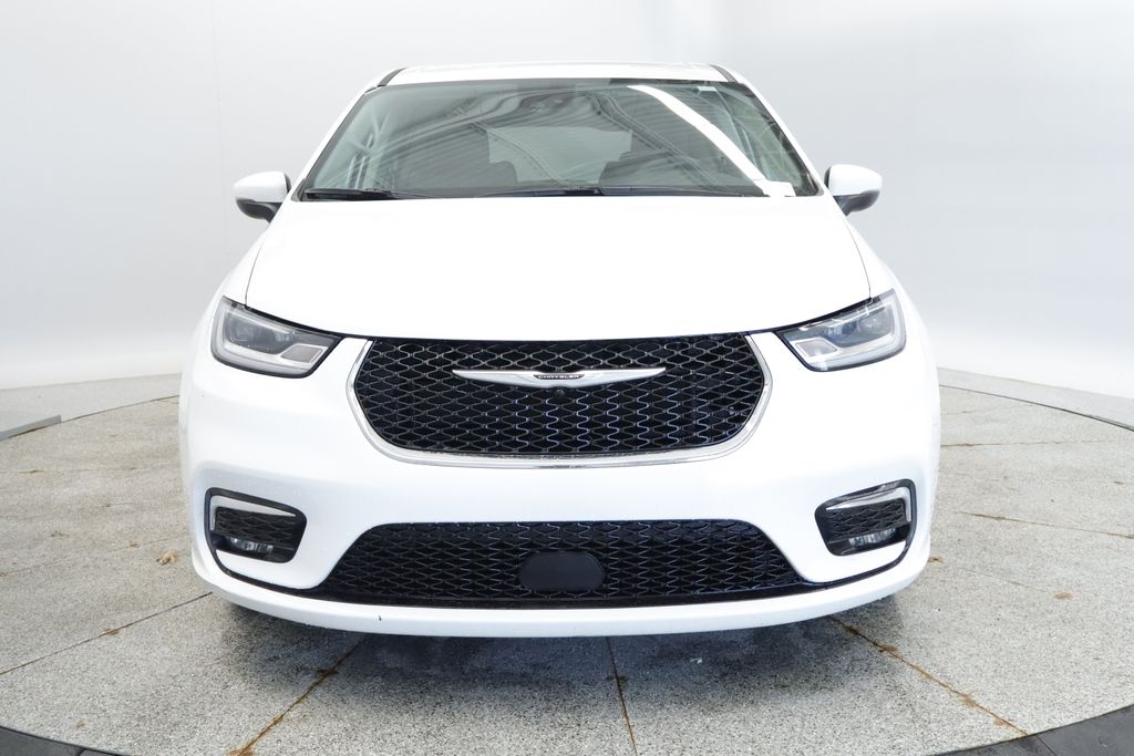 Thumbnail: 2023 Chrysler Pacifica - 12