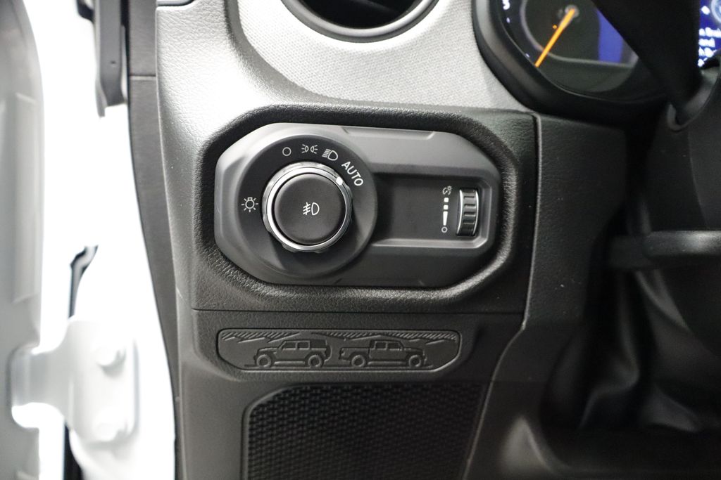 Thumbnail: 2026 Jeep Wrangler - 30